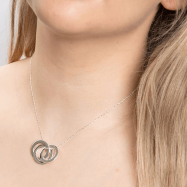 BeJeweled Bespoke Silver Interlinked Circles Pendant & Chain