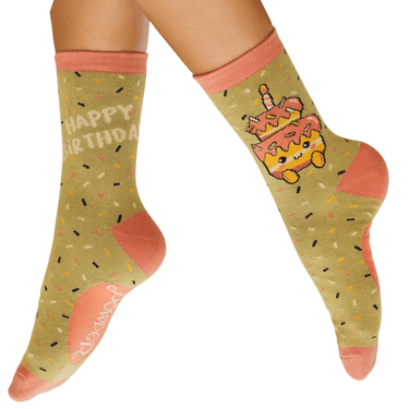powder-happy-birthday-tiered-cutie-ladies-ankle-socks