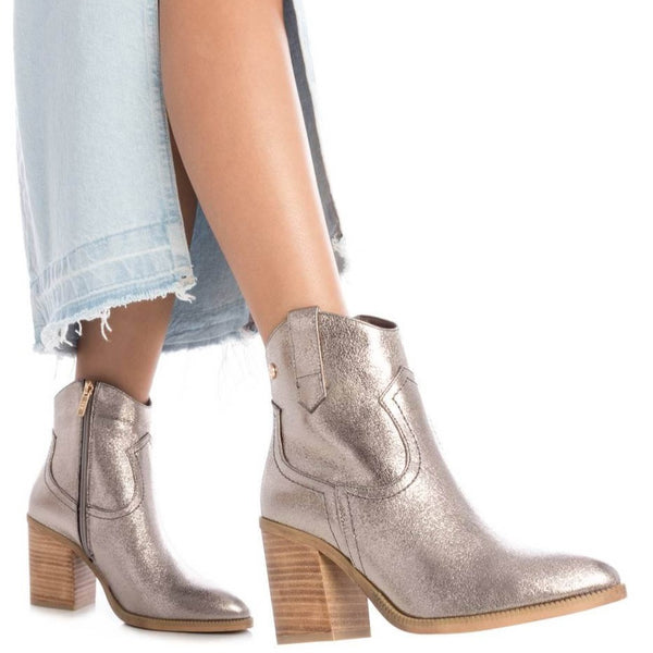 pewter boots metallic