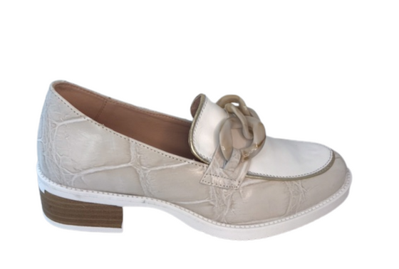 Jose Saenz Off White Loafers