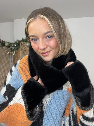 Faux Fur Gloves & Snood Set - Black