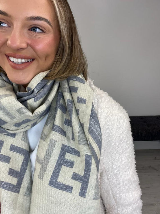 EE Letter Scarf - Silver/Cream