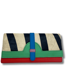 SORUKA-HALF-MOON-LEATHER-PURSE-GREEN