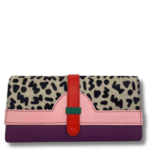 SORUKA-HALF-MOON-LEATHER-PURSE-PINK