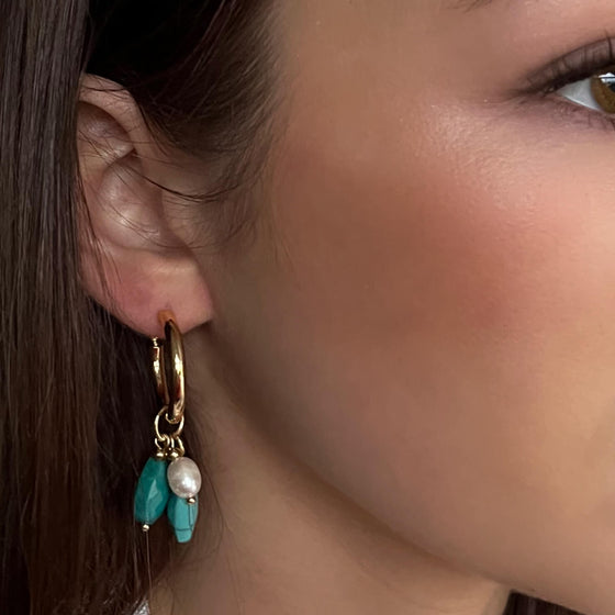 absolute-turquoise-pearl-bead-hoop-earrings-e2351tq-ss25