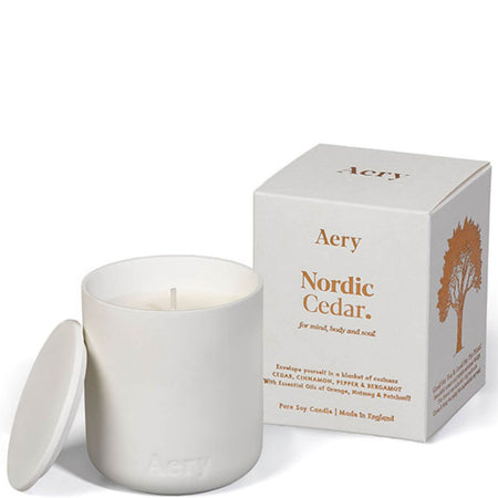 Aery Nordic Cedar Scented Candle - Cedar, Cinnamon & Bergamot