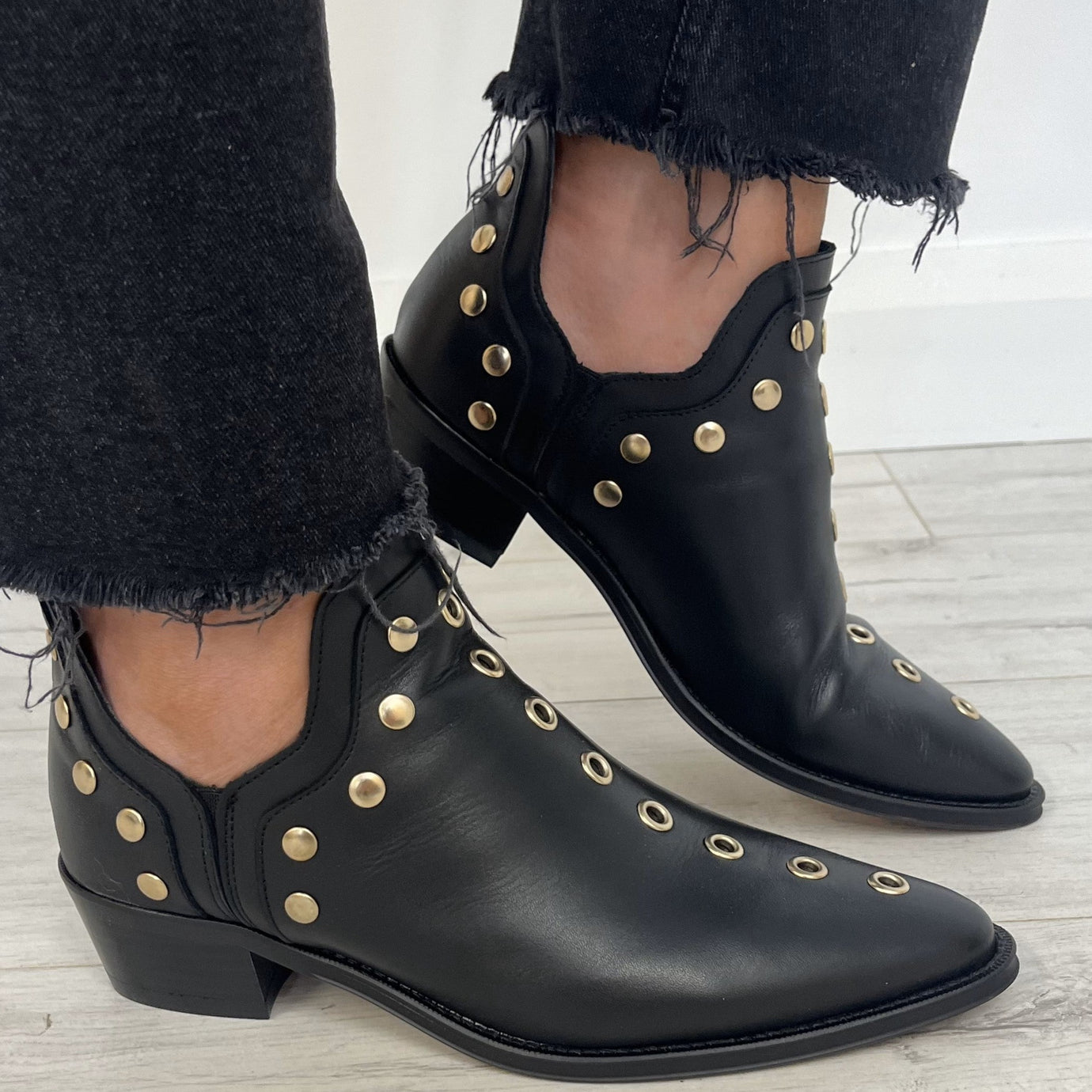 Low black leather boots best sale