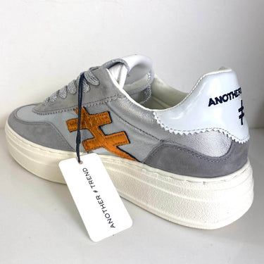 another-trend-grey-silver-orange-metallic-platform-sneakers