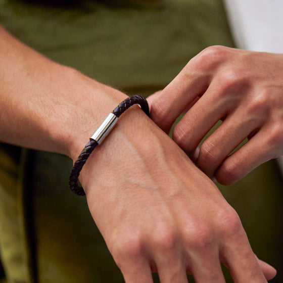 bartlett-gents-brown-leather-bracelet