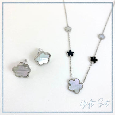 bejeweled-at-soul-silver-flower-earrings-necklace-set