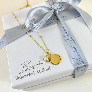 bejeweled-bespoke-gold-bridal-pearl-pendant-disc-chain
