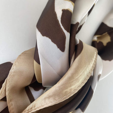 brown-leopard-print-neck-scarf
