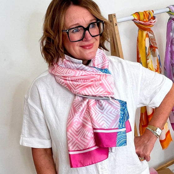 Connie Contrast Scarf - Pink