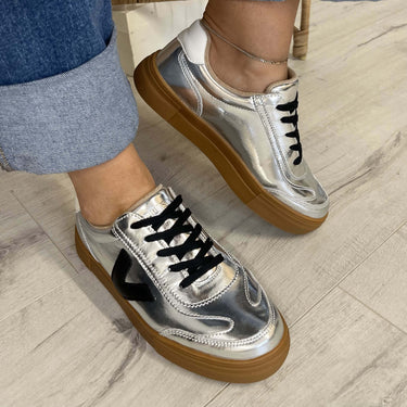 drilleys-eighty-elevated-sole-sneakes-silver