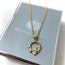 gold-claddagh-crystal-pendant-chain-necklace-set