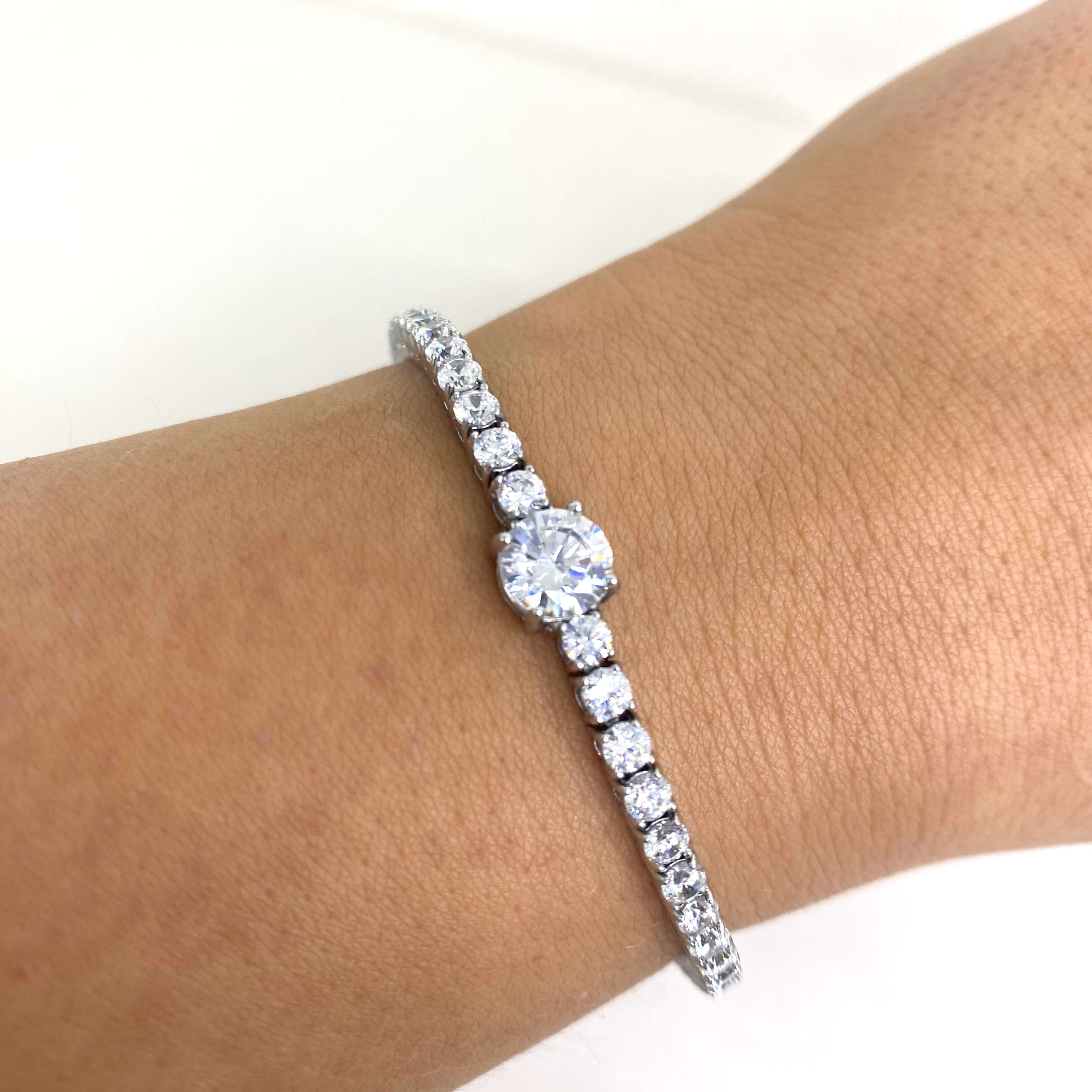 Guess hot sale tennis bracelet