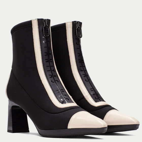 Hispanitas Black & Cream Leather Pointed Toe Boots