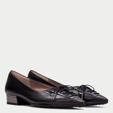 Spanish leather pointed-toe pumps from Hispanitas