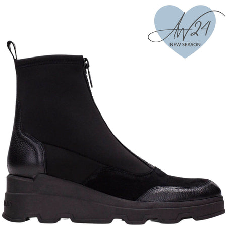 Hispanitas Black Leather Wedged Sole Boots