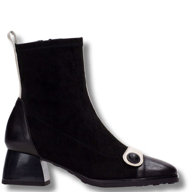 hispanitas-cream-black-leather-small-heel-boots