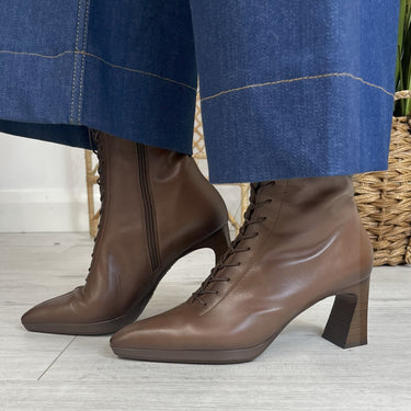brown ladies boots with lace up front