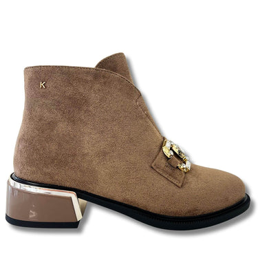 kate-appleby-caldicot-block-heel-bridle-buckle-boots-black