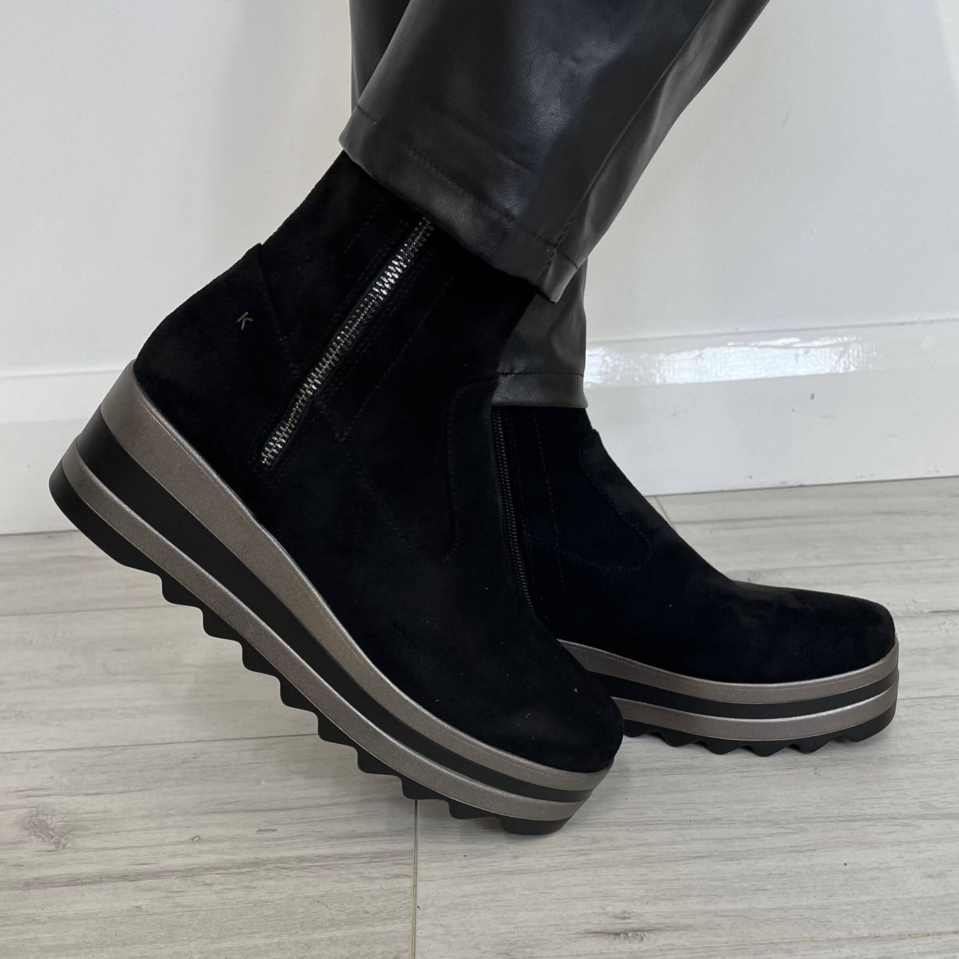 Kate Appleby Croston Wedge Boots Black