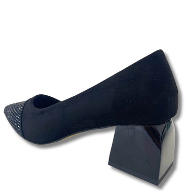 black high-heeled shoes with a block heel on a white background