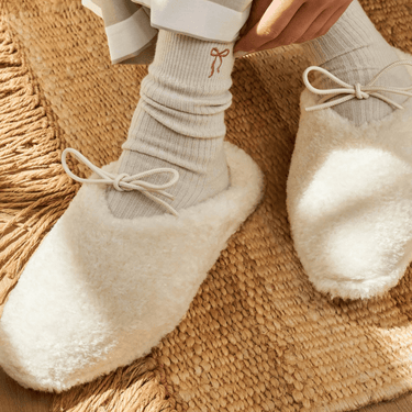 katie-loxton-cream-borg-bedroom-slippers