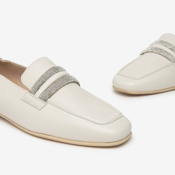 NeroGiardini Slimline Cream Leather Loafers