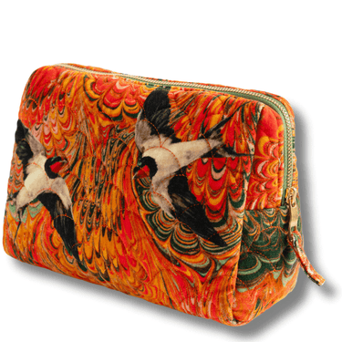 powder-marbled-swallow-quilted-velvet-wash-bag_2