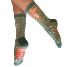 powder-skiing-mouse-ankle-socks