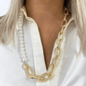 rebecca-diva-gold-textured-oval-link-pearl-necklace