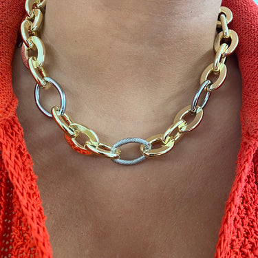rebecca-diva-two-tone-smooth-oval-link-textured-link-necklace