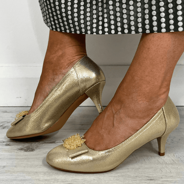 sorento-la-mesita-gold-small-heeled-shoes