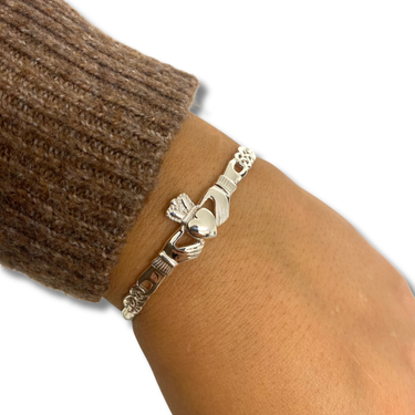 sterling-silver-claddagh-bangle