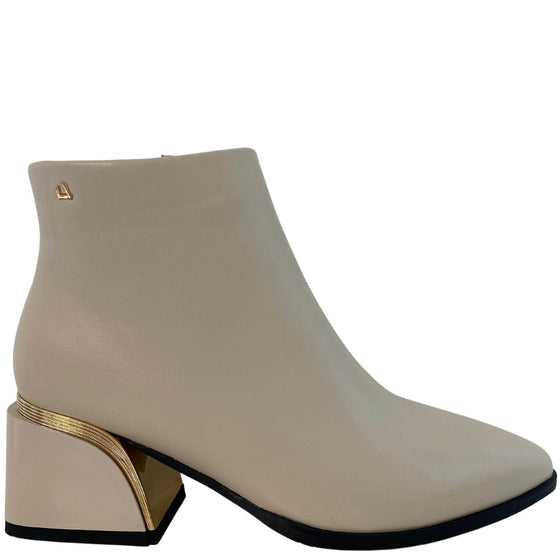 Una Healy Fly Away Low Heeled Boots - Cream