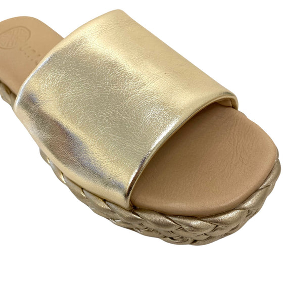 Unisa Ebert Gold Flatform Mule Sandals