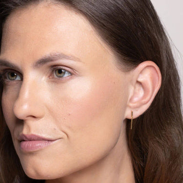 vurchoo-ireland-gold-bar-drop-earrings
