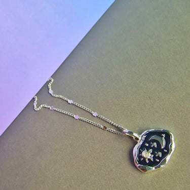 vurchoo-midnight-scene-silver-black-necklace