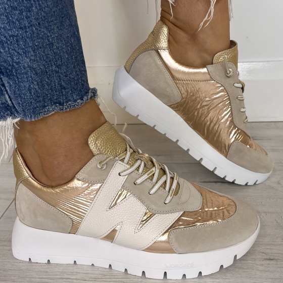 wonders-beige-metallic-gold-summer-sneakers