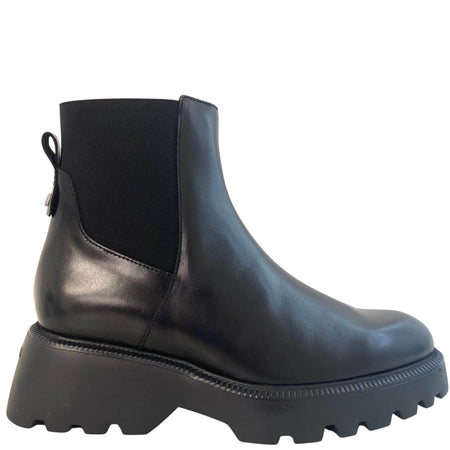 Wonders Black Leather Flat Boots