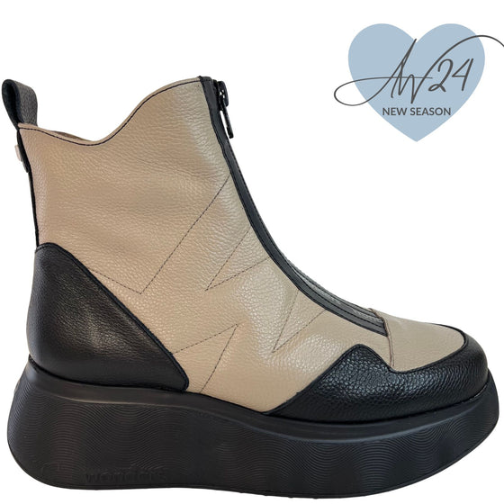 Wonders Black & Taupe Leather Front Zip Sneaker Boots