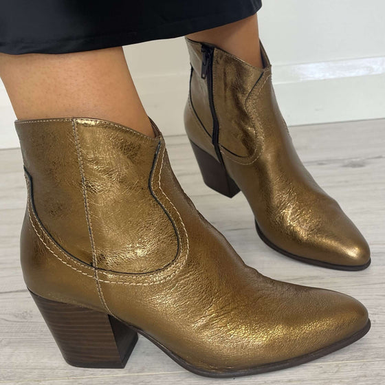 Wonders Bronze Metallic Leather Western Boots