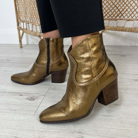 Wonders Bronze Metallic Leather Western Boots