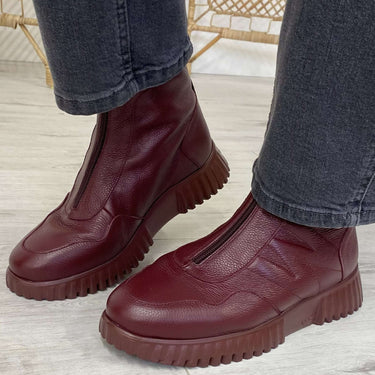wonders-burgundy-leather-sporty-front-zip-boots-aw26