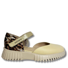 wonders-butter-milk-leather-shoe