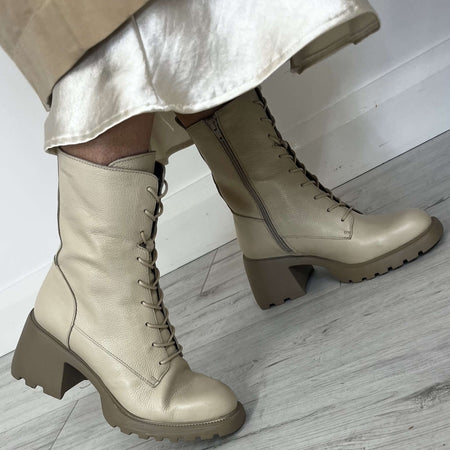 Wonders Cream Leather Lace Up Heeled Boots