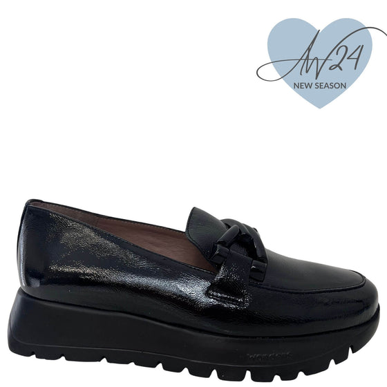 Wonders Black Patent Leather Slip On Shoes