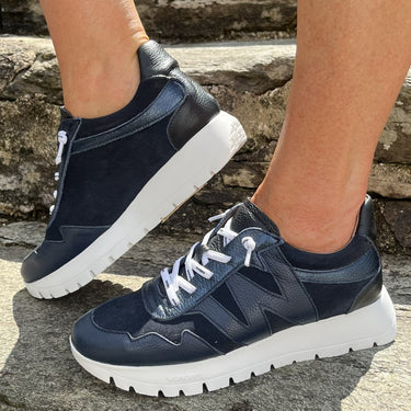 wonders-navy-sports-white-sole-sneakers